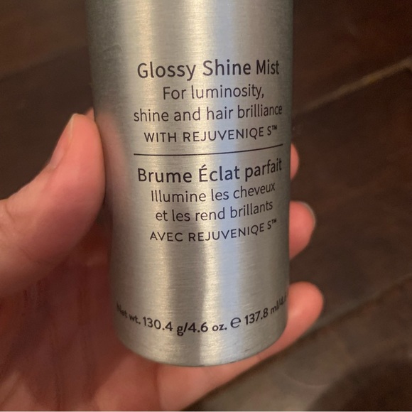 Monat Studio One. Glossy Shine Mist. Never used. 4.6 ounces - Picture 5 of 7
